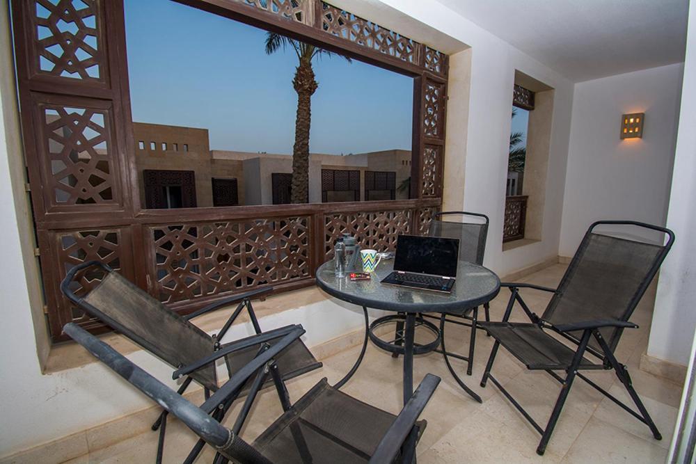 Nayah Stays, Beautiful 3-Bedroom Vacation Home With Lovely Pool Hurghada Zewnętrze zdjęcie